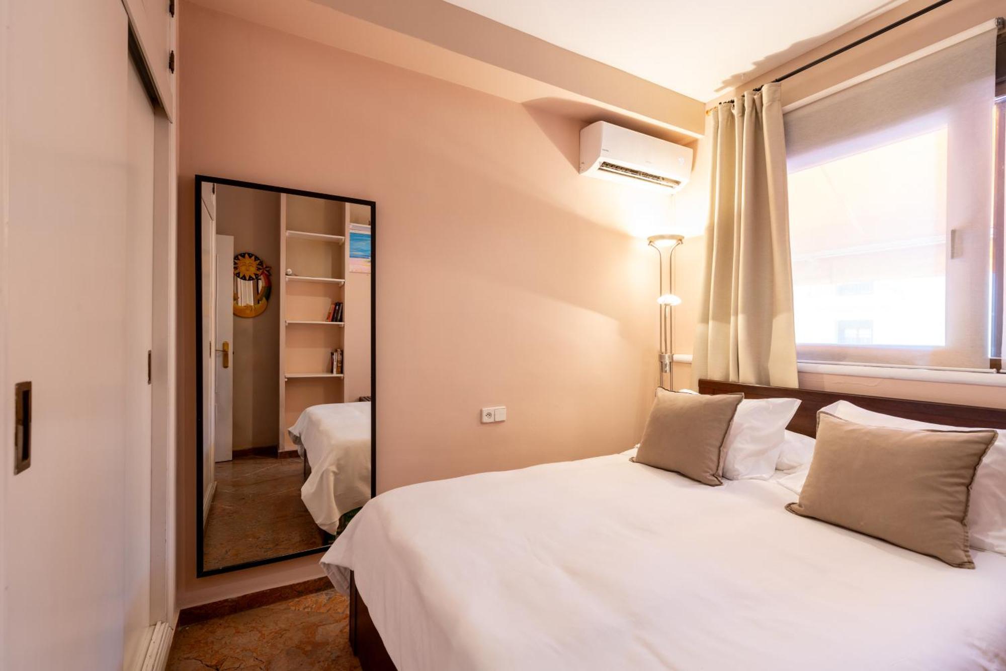 Penthouse!!! Center Of Seville!!! 2 Bedroom + 2 Bath!!! ภายนอก รูปภาพ