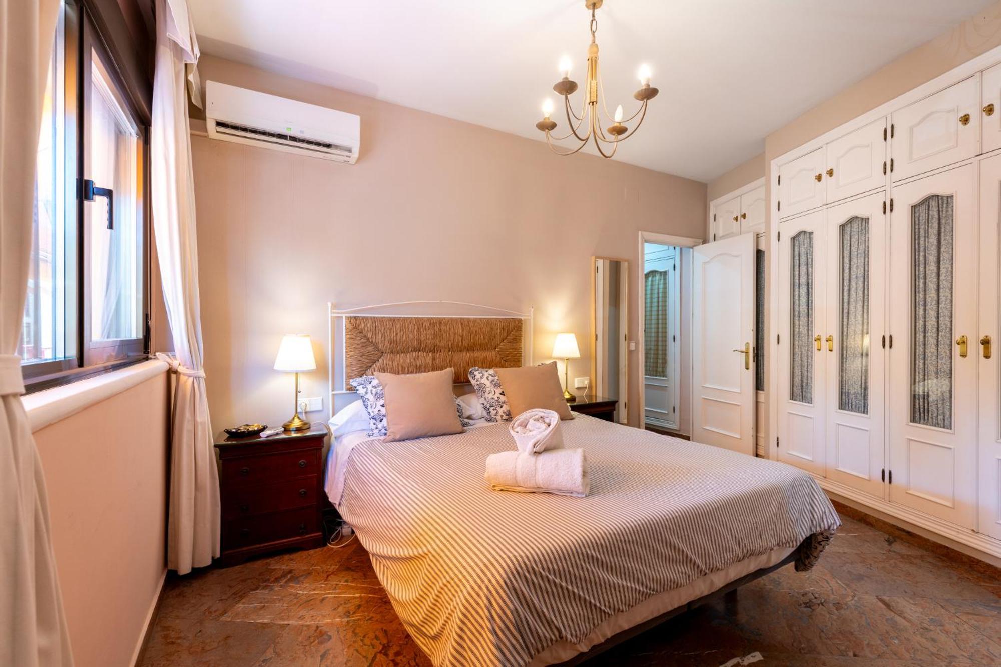 Penthouse!!! Center Of Seville!!! 2 Bedroom + 2 Bath!!! ภายนอก รูปภาพ